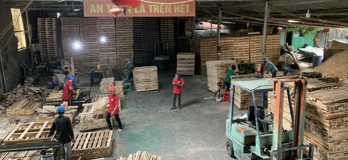 Pallet Vuong Minh Khang - Wood Pallet Manufacturing, Repair, and Rental facility 2