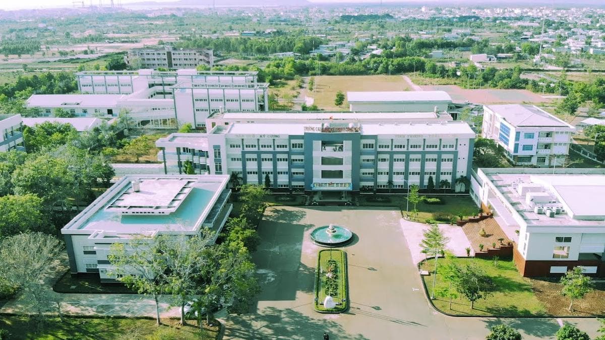 Trường Cao Đẳng Kỹ Thuật Công Nghệ Bà Rịa-Vũng Tàu-Cơ sở 2 facility 1