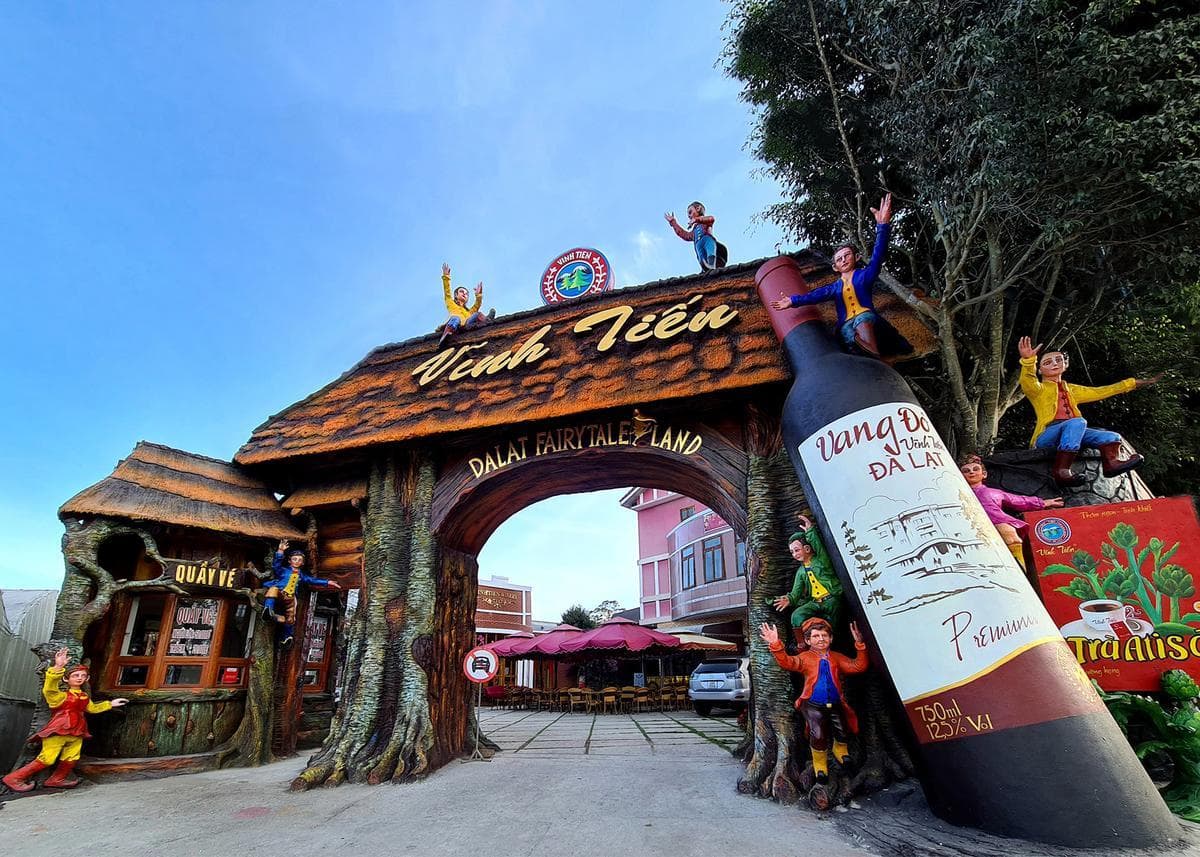 DALAT FAIRYTALE LAND facility 1